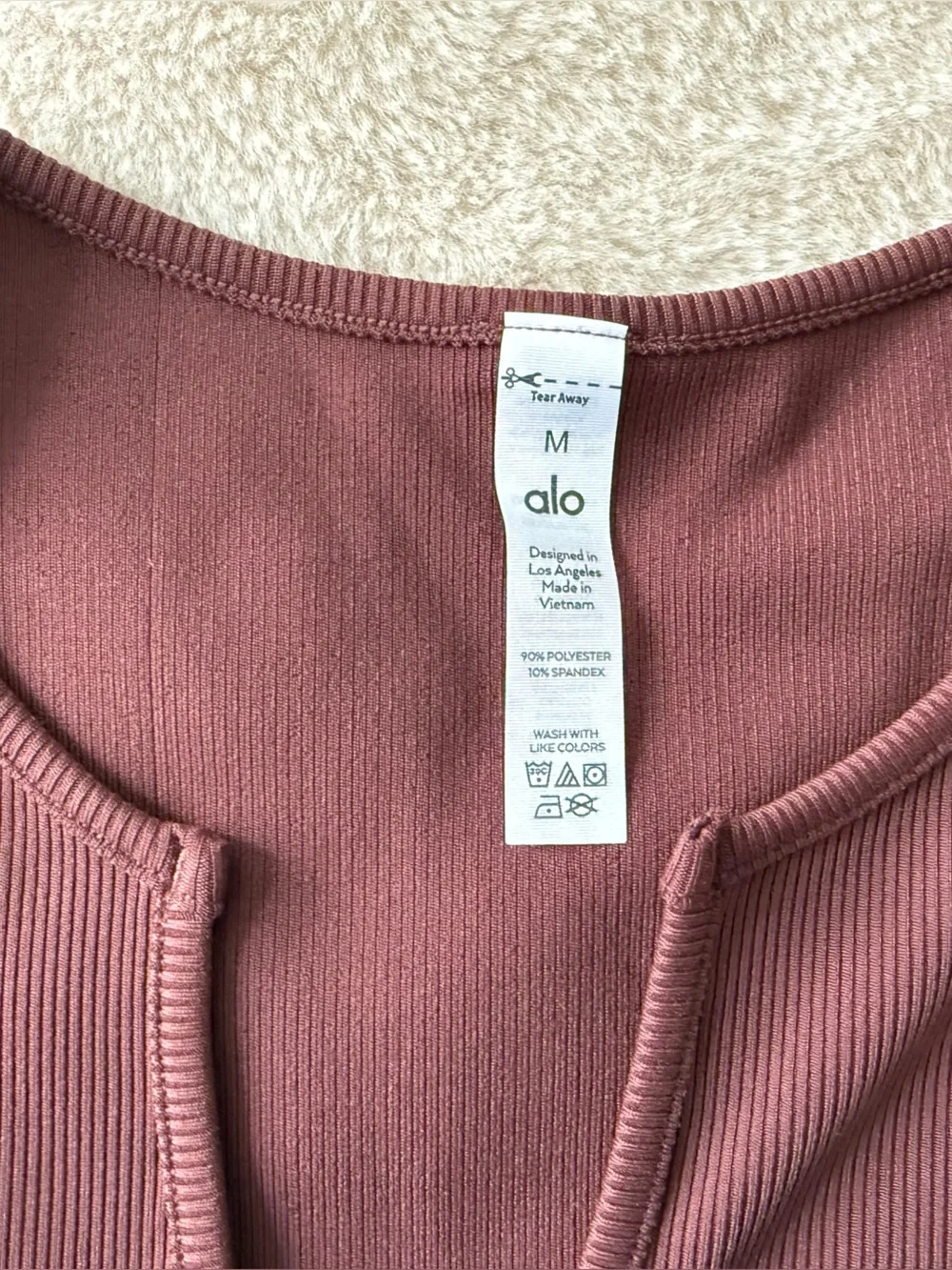 NWT ALO Ribbed Cropped Savvy Short Sleeve Cherry Cola Size M